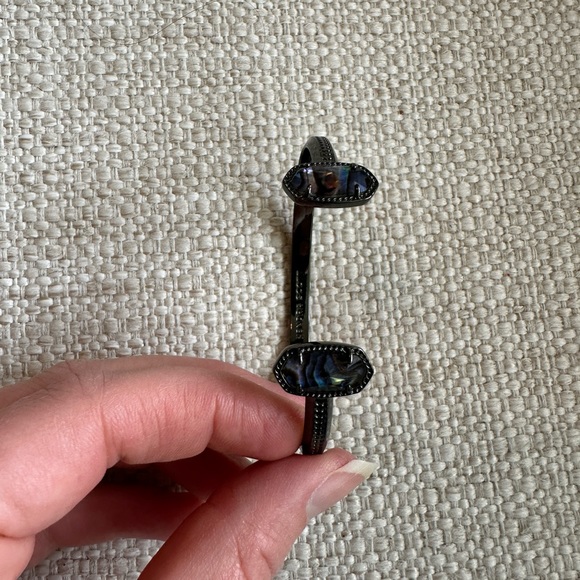 Kendra Scott Elton Gold Cuff Bracelet in Abalone Shell - Picture 3 of 6